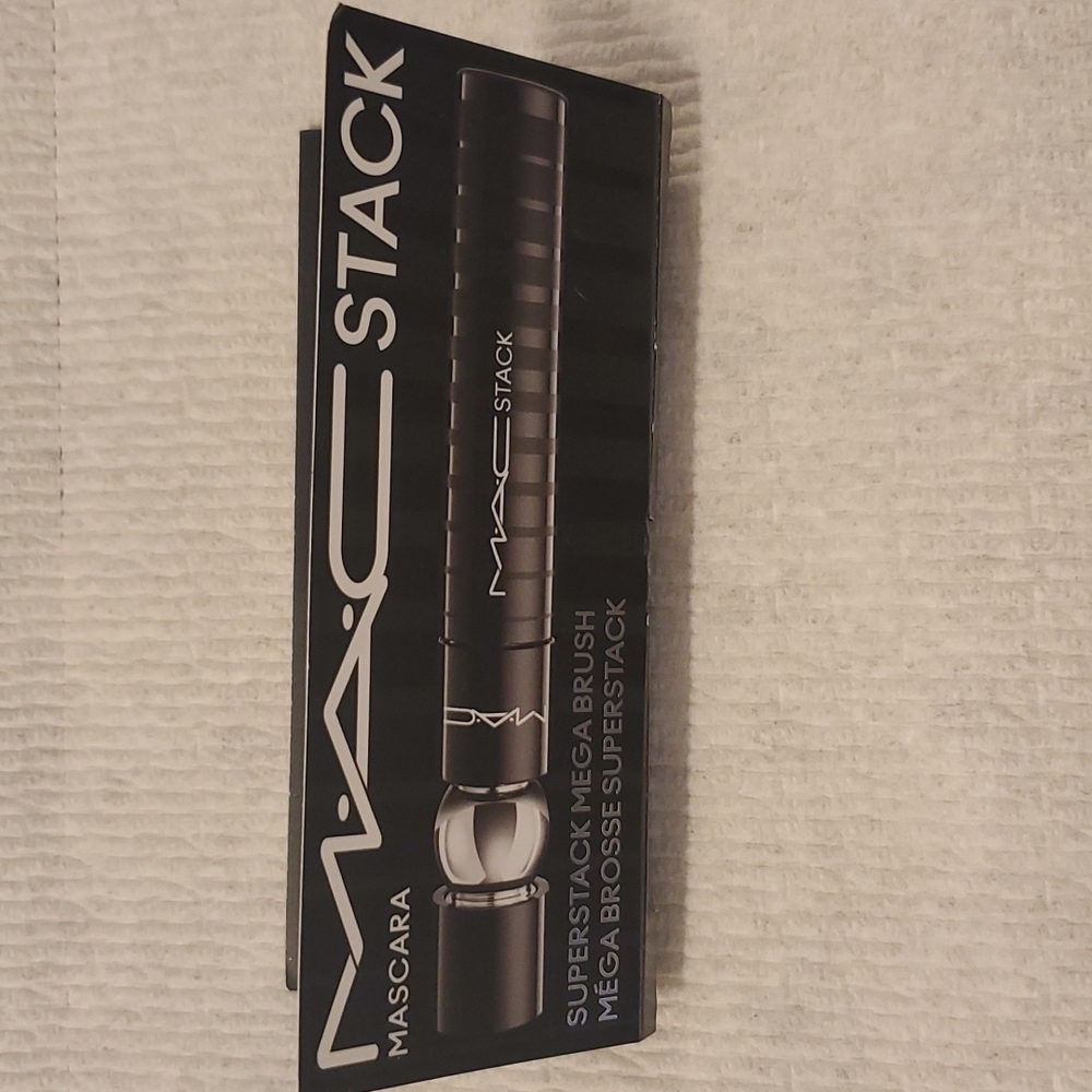 MAC STACK MASCARA - Picture 1 of 6
